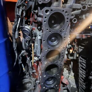 3/4 de Motor j08E en perfecto estado