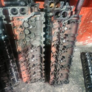 Culata motor 6HE1 Isuzu Lista para montar