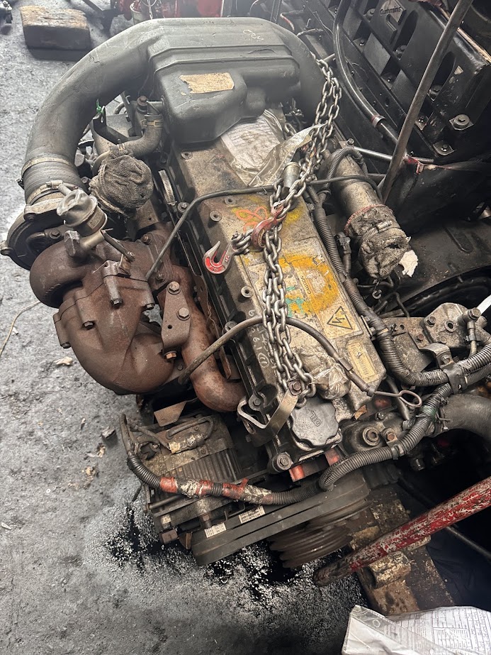 MOTOR Isuzu 6hk1