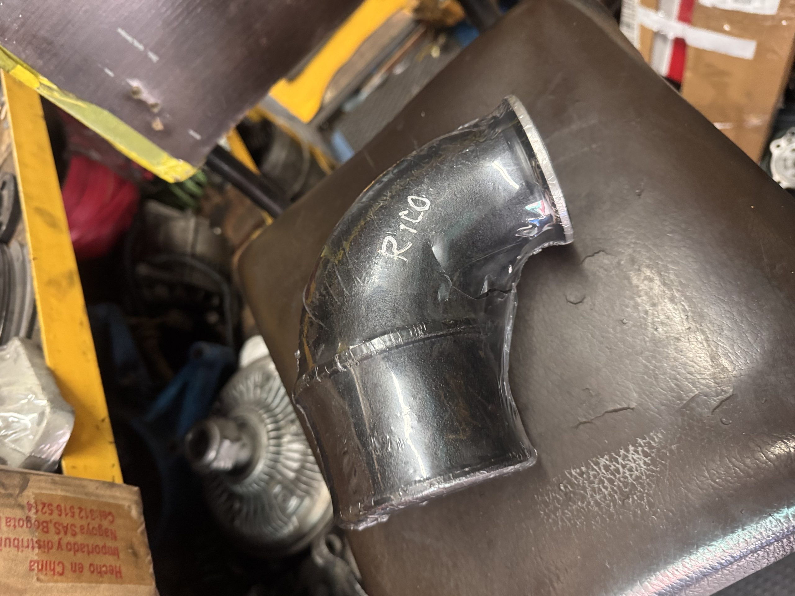 Salida codo de turbo de cummins - Imagen 3