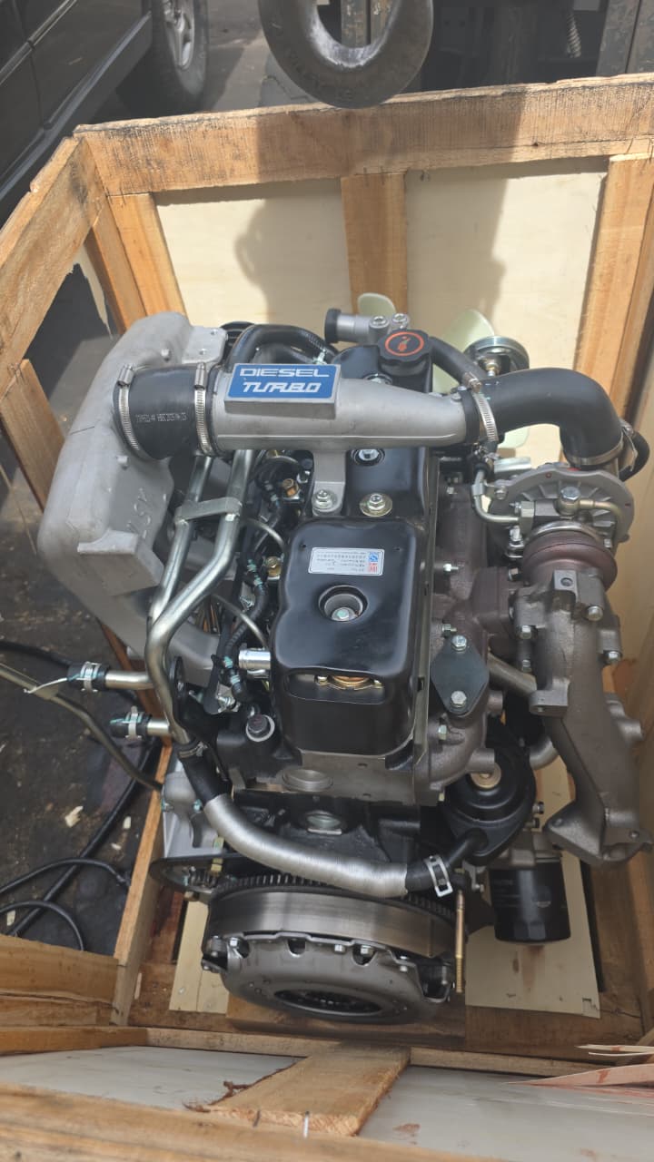 Motor nuevo Dmax de Bomba mecánica
