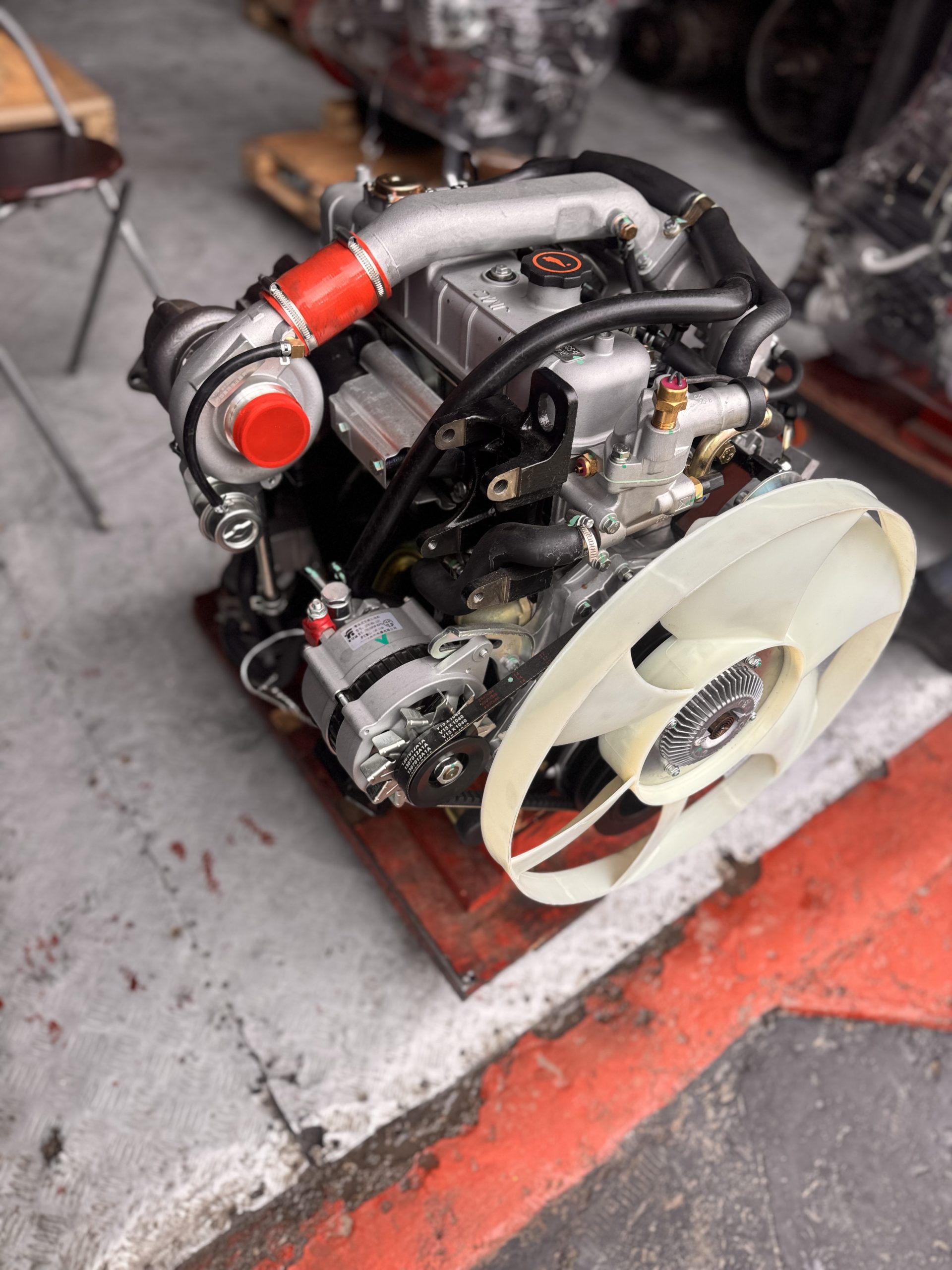 MOTOR NKR NUEVO - Imagen 5