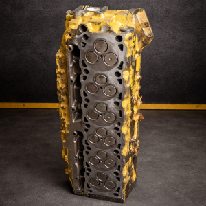 🔧 Culata para motor Caterpillar 3126