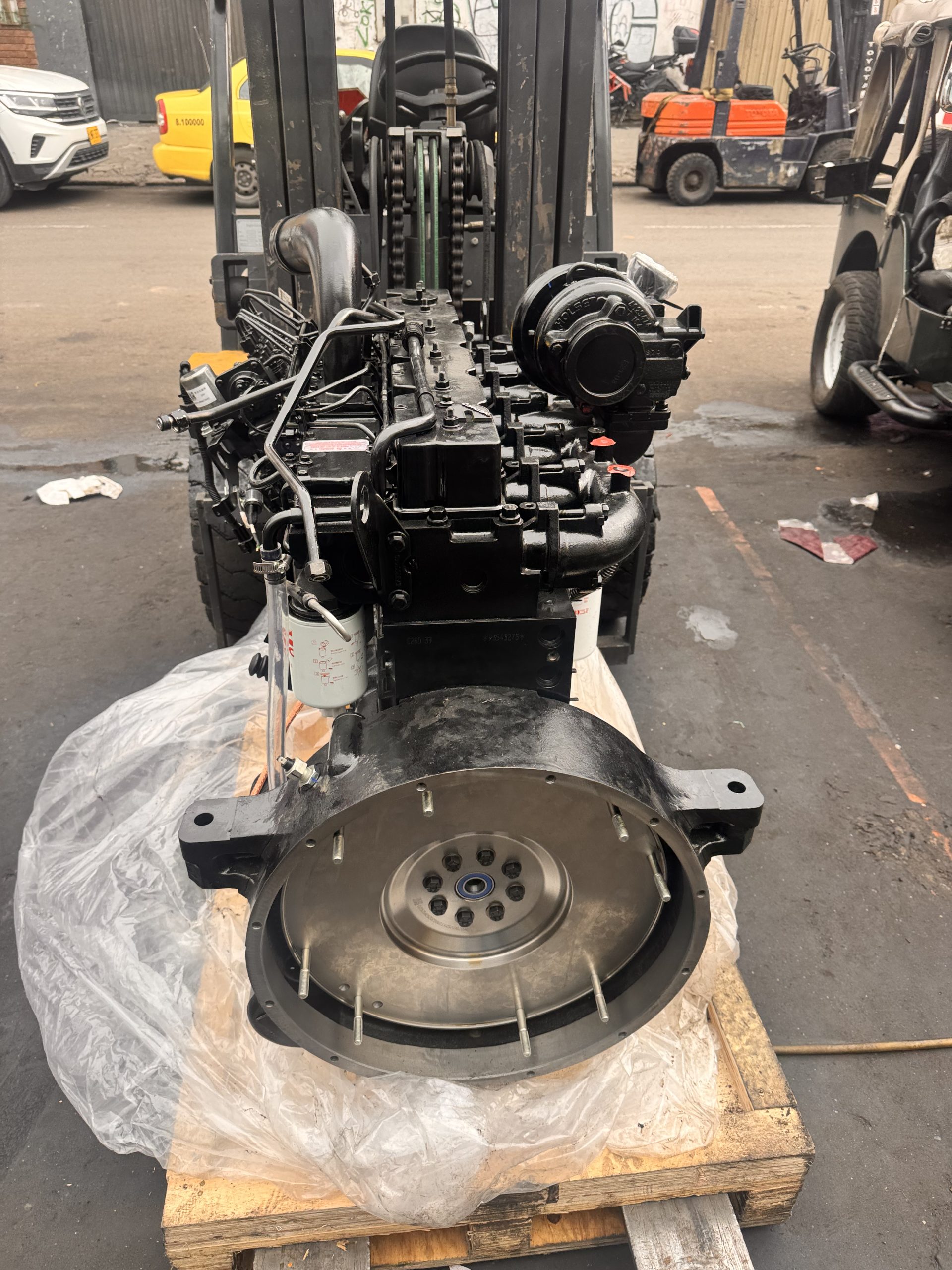 Motor Nuevo Cummins 6CT – Motor Diésel Industrial de Alto Rendimiento - Imagen 4