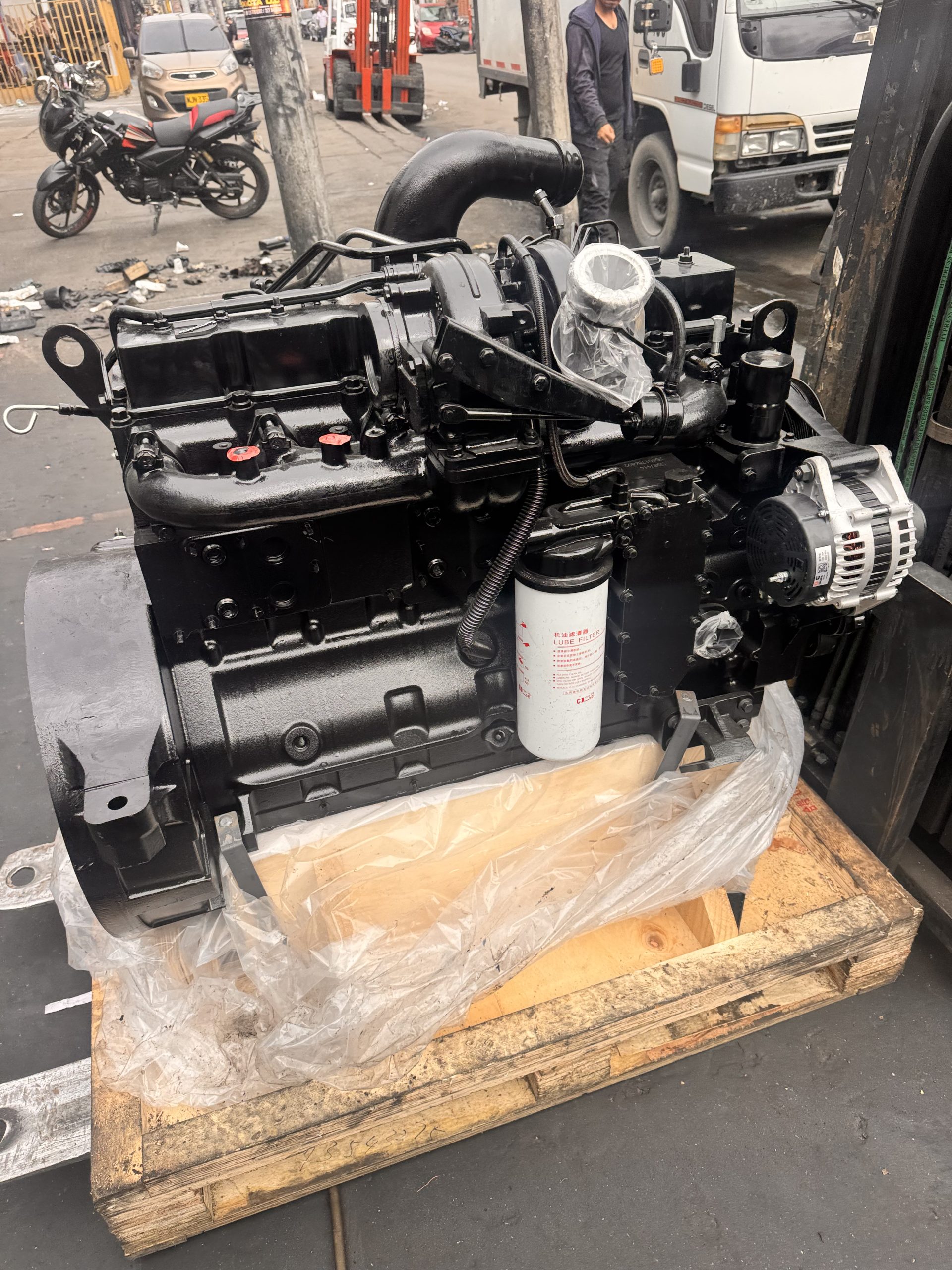 Motor Nuevo Cummins 6CT – Motor Diésel Industrial de Alto Rendimiento - Imagen 5